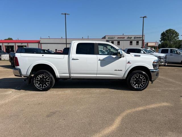 Photo of 2026 Bright White Clearcoat RAM 2500