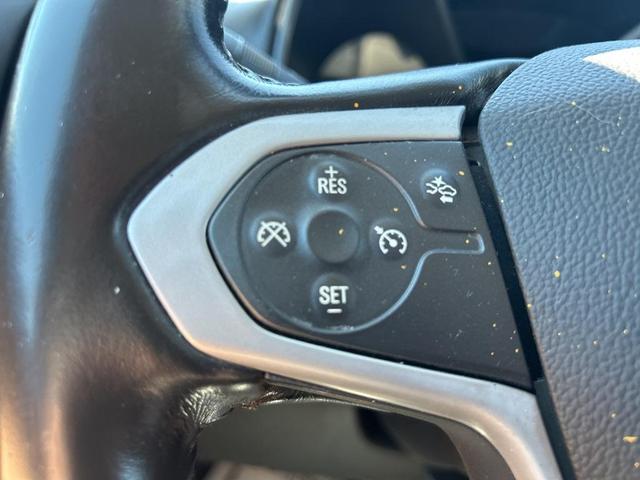 Photo of 2021 Summit White Chevrolet Colorado