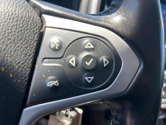 Photo of 2021 Summit White Chevrolet Colorado