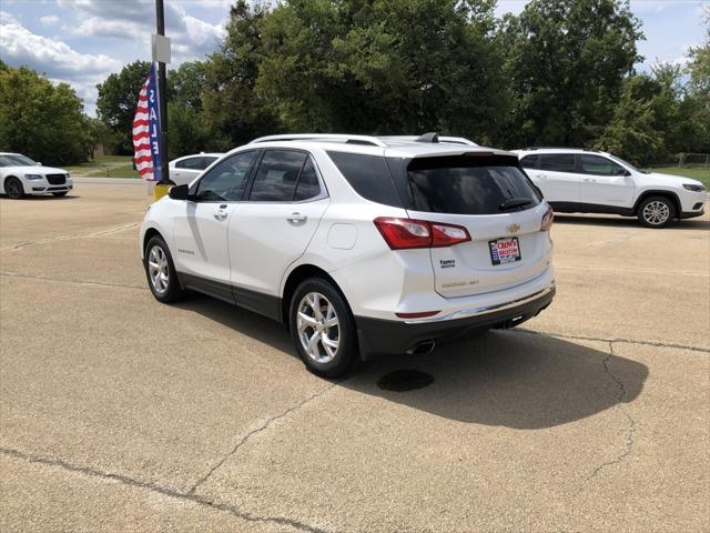 Photo of 2018 Iridescent Pearl Tricoat Chevrolet Equinox