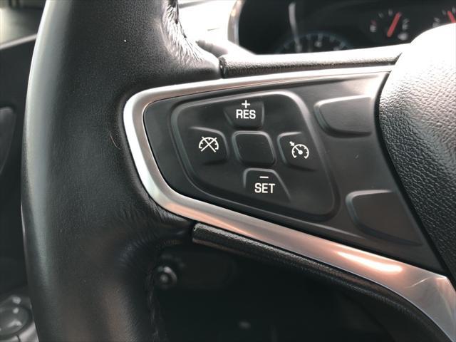 Photo of 2018 Iridescent Pearl Tricoat Chevrolet Equinox