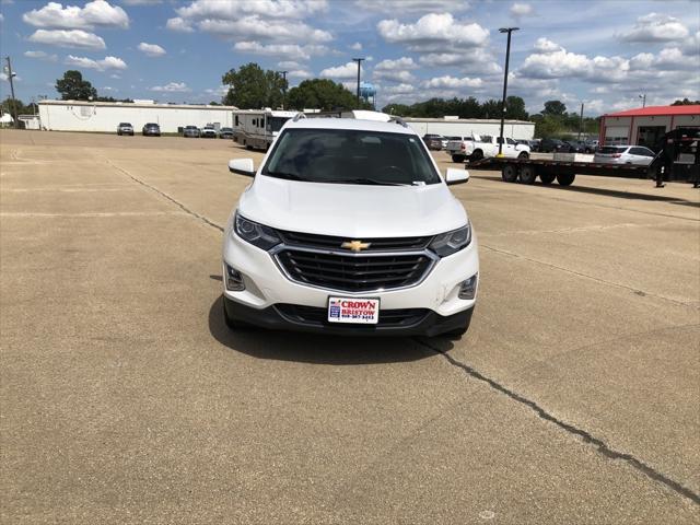 Photo of 2018 Iridescent Pearl Tricoat Chevrolet Equinox