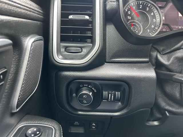Photo of 2019 Billet Silver Metallic Clearcoat RAM 1500