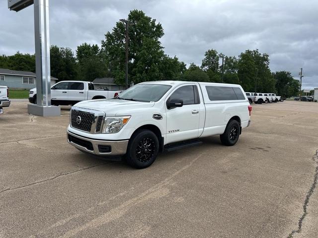 2017 Nissan Titan