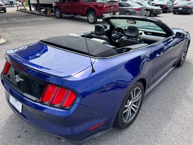 Photo of 2015 Blue Ford Mustang