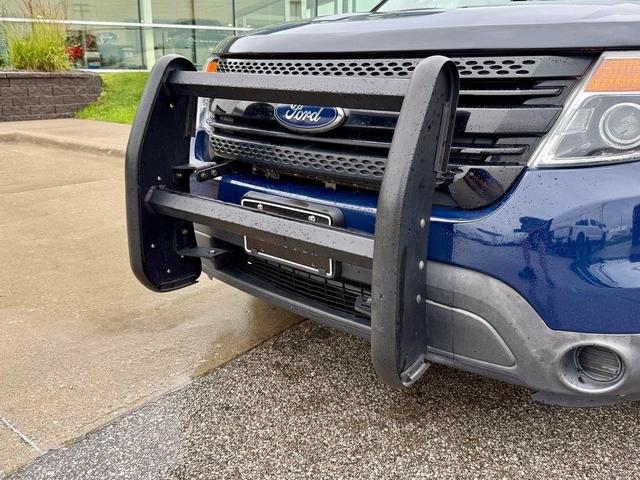 Photo of 2014 Dark Blue Ford Utility Police Interceptor