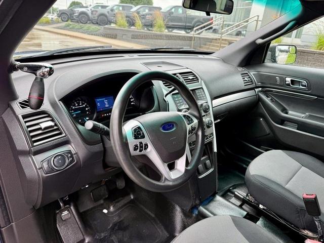 Photo of 2014 Dark Blue Ford Utility Police Interceptor