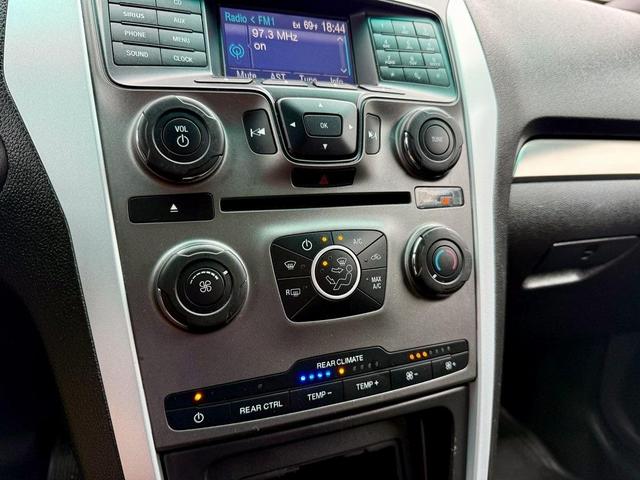 Photo of 2014 Dark Blue Ford Utility Police Interceptor
