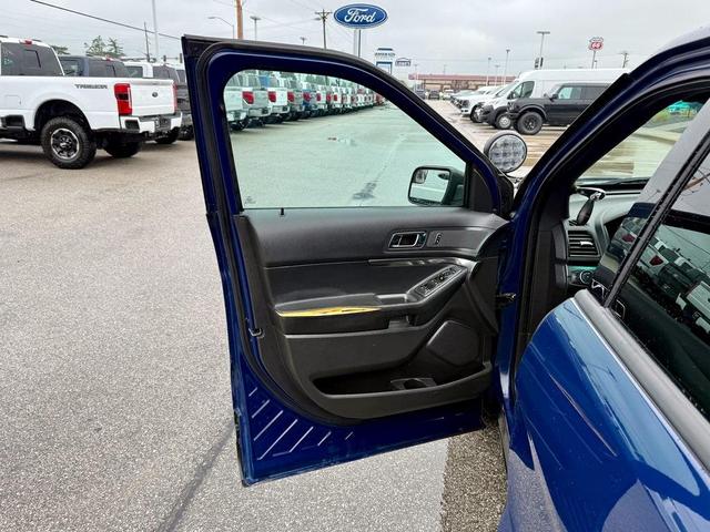 Photo of 2014 Dark Blue Ford Utility Police Interceptor