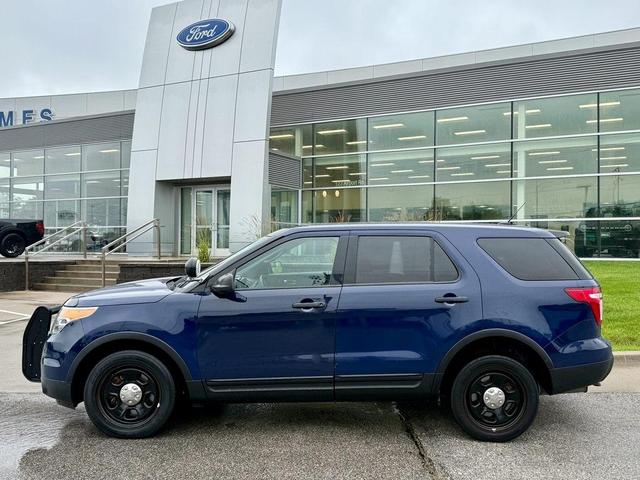 Photo of 2014 Dark Blue Ford Utility Police Interceptor