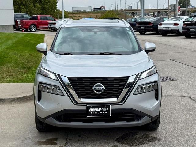 Photo of 2021 Brilliant Silver Metallic Nissan Rogue