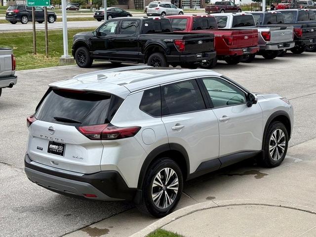 Photo of 2021 Brilliant Silver Metallic Nissan Rogue