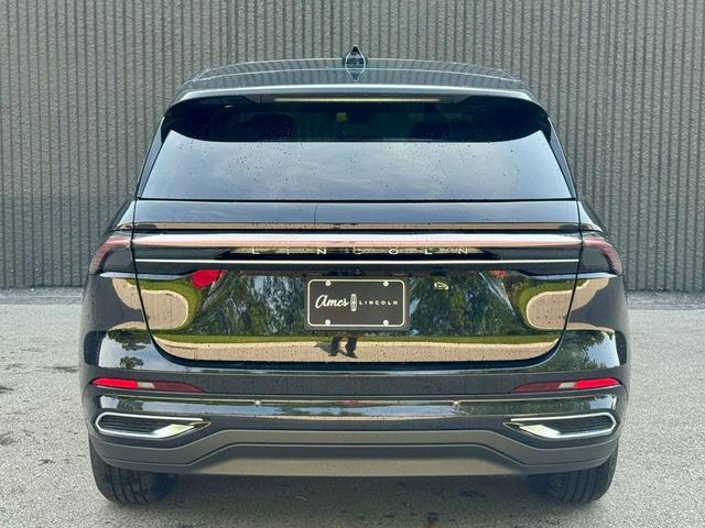 Photo of 2025 Infinite Black Metallic Lincoln Nautilus