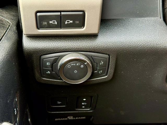 Photo of 2020 Agate Black Metallic Ford F-250