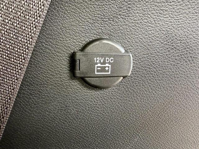 Photo of 2022 Ceramic Gray Clearcoat Chrysler Pacifica