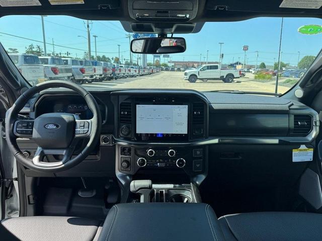 Photo of 2025 Star White Ford F-150