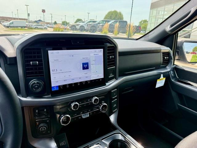 Photo of 2025 Oxford White Ford F-150