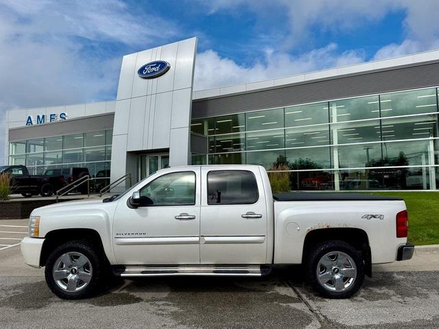 Photo of 2011 White Diamond Tri-Coat Chevrolet Silverado 1500