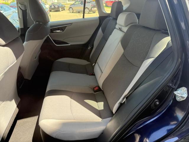 Photo of 2020 BLUE Toyota RAV4 Hybrid