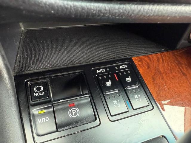 Photo of 2019 SILVER Lexus RX 350L