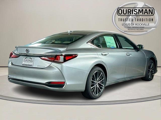 Photo of 2025 Iridium Lexus ES 300h