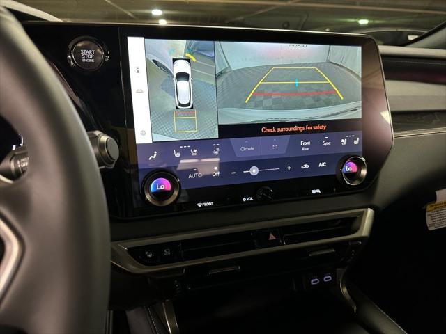 Photo of 2023 Eminent White Pearl Lexus RX 350