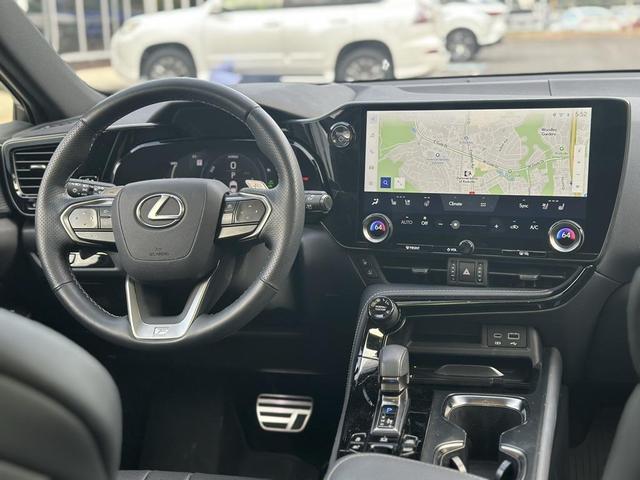 Photo of 2025 Ultra White Lexus NX 450h+