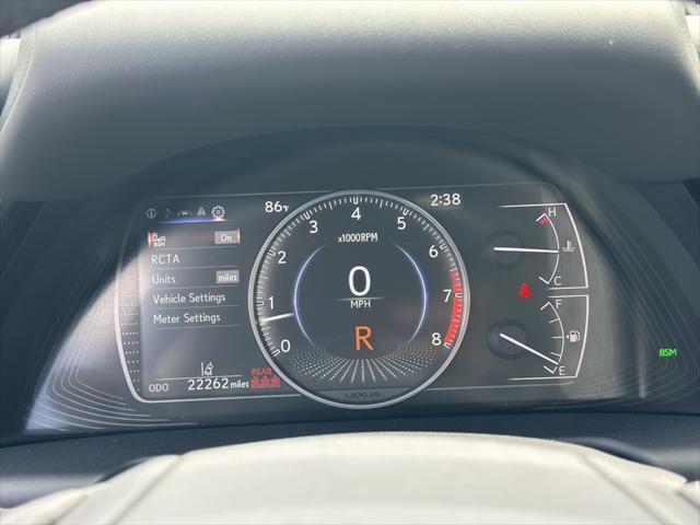 Photo of 2022 Black Lexus ES 350