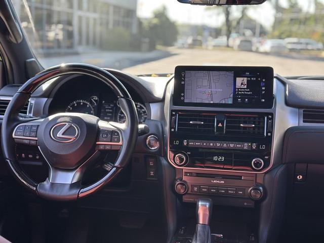 Photo of 2023 Black Onyx Lexus GX 460