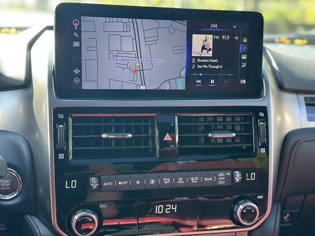 Photo of 2023 Black Onyx Lexus GX 460