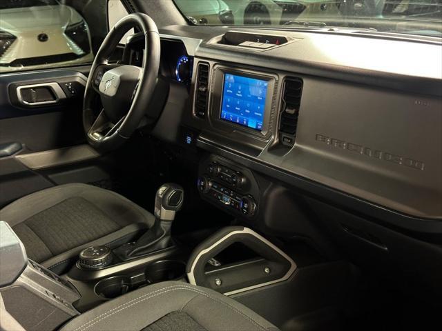 Photo of 2021 Gray Metallic Ford Bronco