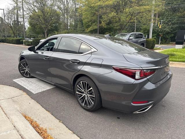 Photo of 2024 Cloudburst Gray Lexus ES 350