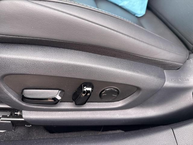 Photo of 2024 Cloudburst Gray Lexus ES 350