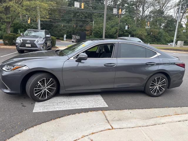 Photo of 2024 Cloudburst Gray Lexus ES 350
