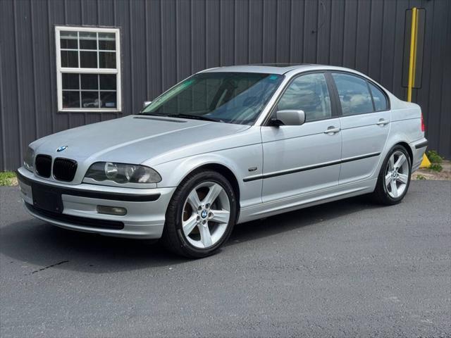 2001 BMW 325
