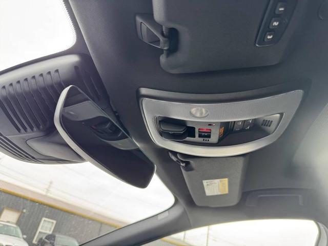 Photo of 2016 Crystal White Pearl Volvo XC60