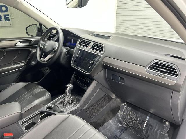 Photo of 2024 Pure White Volkswagen Tiguan