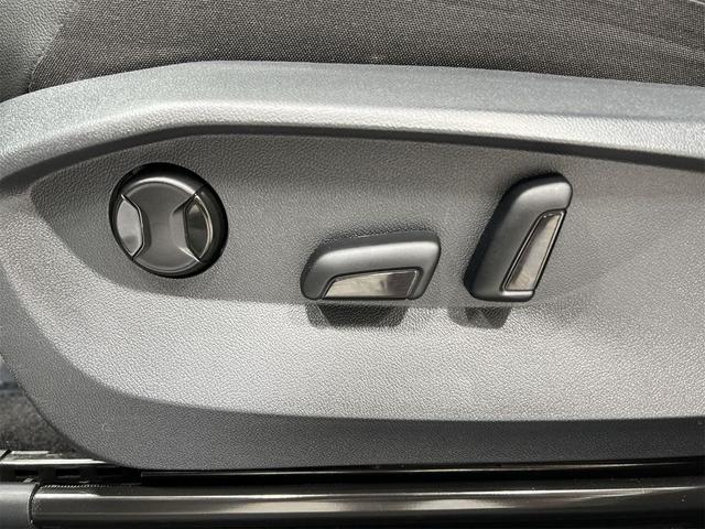 Photo of 2024 Pure White Volkswagen Tiguan