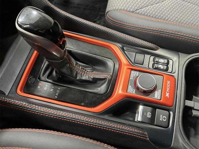 Photo of 2021 Ice Silver Metallic Subaru Forester