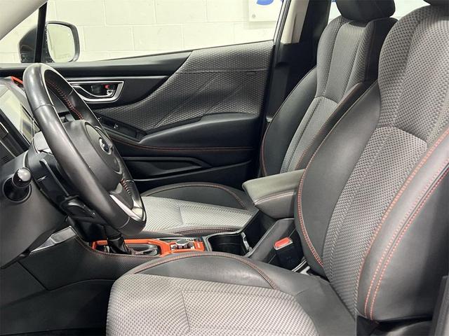 Photo of 2021 Ice Silver Metallic Subaru Forester