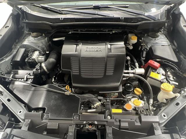 Photo of 2021 Ice Silver Metallic Subaru Forester