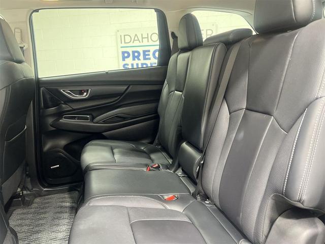 Photo of 2024 Ice Silver Metallic Subaru Ascent