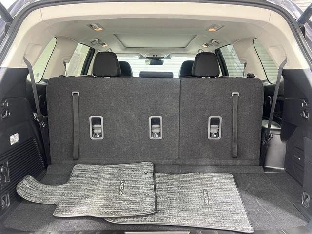 Photo of 2024 Magnetite Gray Metallic Subaru Ascent