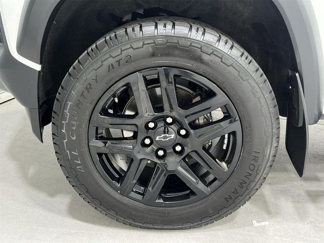 Photo of 2024 Summit White Chevrolet Colorado
