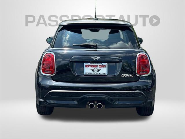 Photo of 2023 Midnight Black II MINI Hardtop
