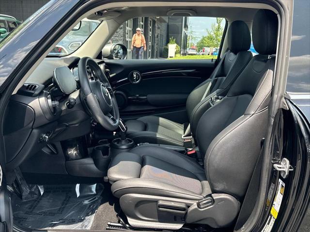 Photo of 2023 Midnight Black II MINI Hardtop