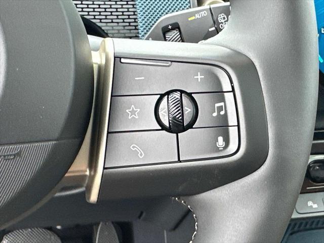 Photo of 2025 Blazing Blue Metallic MINI Countryman