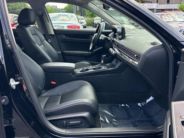 Photo of 2023 Crystal Black Pearl Honda Civic