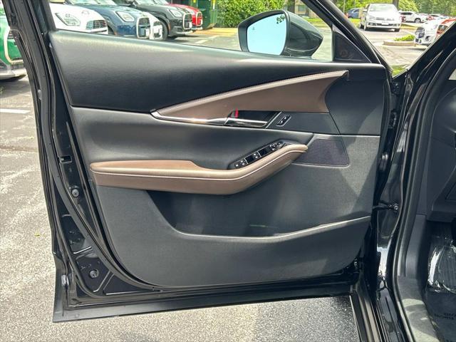 Photo of 2022 Jet Black Mica Mazda CX-30