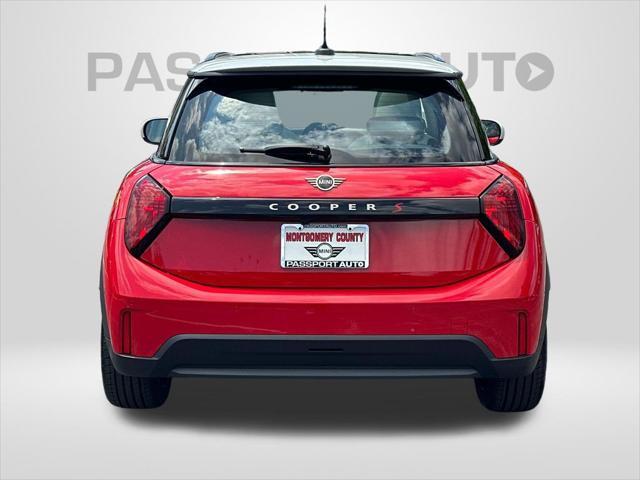 Photo of 2025 Chili Red II MINI Hardtop